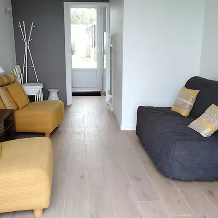 Vakantiehuis House Facing The With Terrace And Sea View
